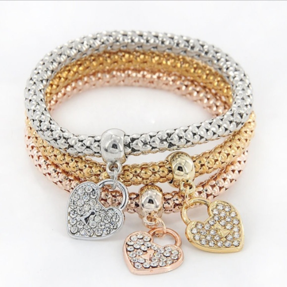 New strechables Bracelets set - Picture 3 of 3